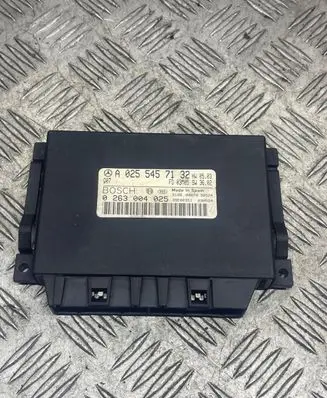 Mercedes-Benz E W211 Parking PDC control unit/module A0255457132 39E00351 0263004025