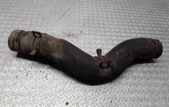 KIA Carens I Engine coolant pipe/hose