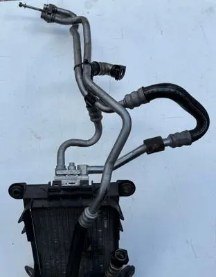 BMW 4 F32 F33 Engine oil radiator 7628056