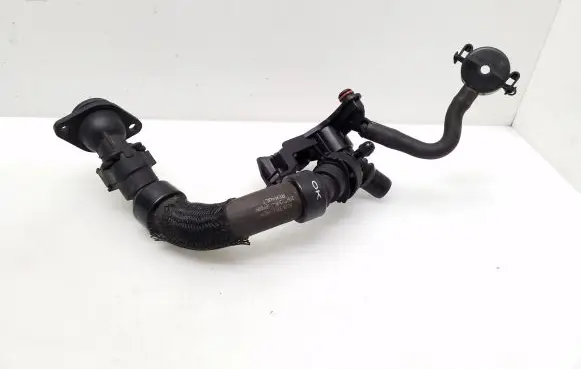 Mercedes-Benz Vito Viano W447 Engine coolant pipe/hose 175B25971R 210472134R