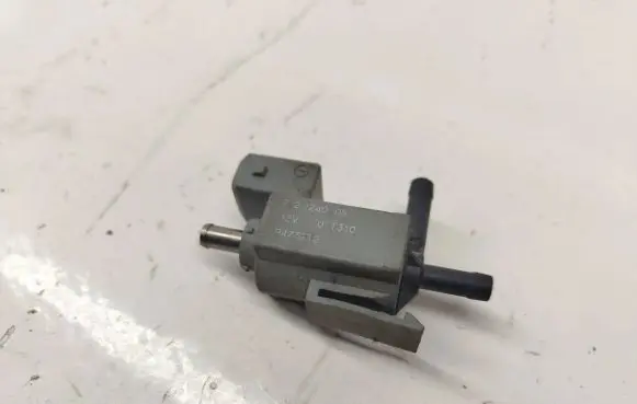 Volvo S40, V40 Turbo solenoid valve 9473212 01T310 72224005