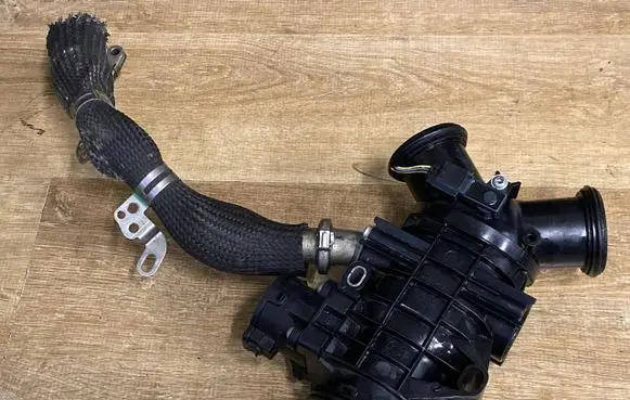 Land Rover Range Rover L405 Throttle valve FPLQ-9L444-BA FPLQ9L444BA FPLQ-9L444