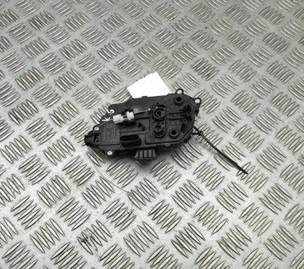 Volkswagen Caddy Sliding door lock 7LA843603F