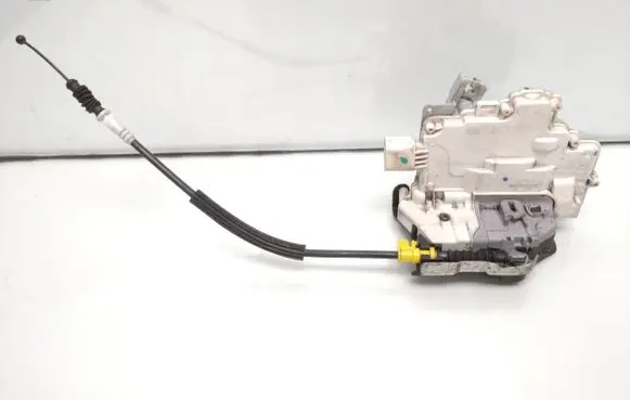 Audi A5 8T 8F Front door lock 8j2837015a