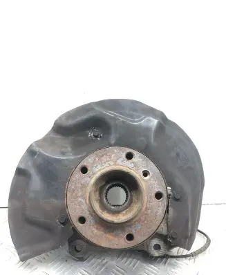 BMW 5 E60 E61 Front wheel hub 6767785 55542310