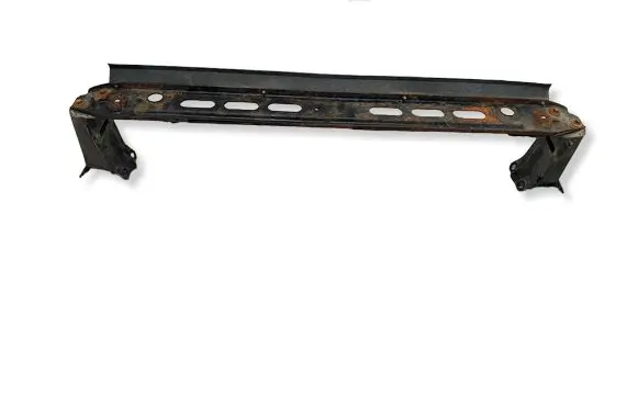 Volvo V70 Bottom radiator support slam panel 