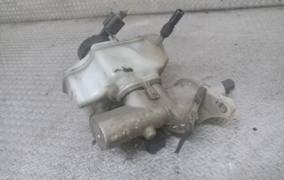 Skoda Octavia Mk2 (1Z) Master brake cylinder 1K1611301D