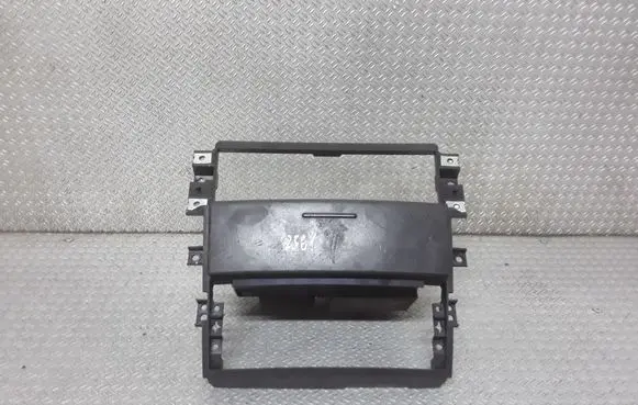 KIA Sorento Ashtray (front) 845703E000