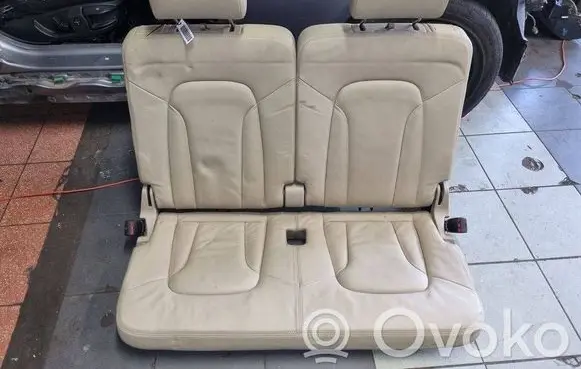Audi Q7 4L Third row seats 