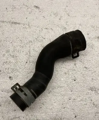 Audi A4 S4 B6 8E 8H Engine coolant pipe/hose 06B133317A