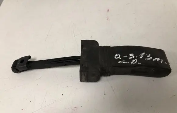 Audi Q3 8U Rear door check strap stopper 8U0837267