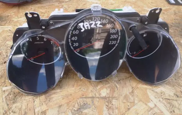 Honda Jazz Speedometer (instrument cluster) 78100 HR0294207 HR0294