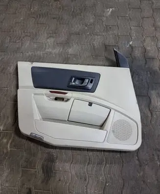 Cadillac SRX Front door card panel trim 10385205 1GA0209566