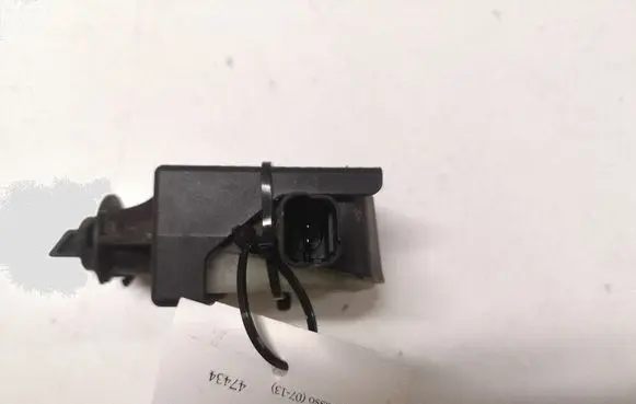 Citroen C4 I Picasso Fuel tank cap lock 8D6653 8660019180