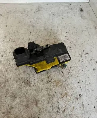 Volvo XC90 Rear door lock 30663048