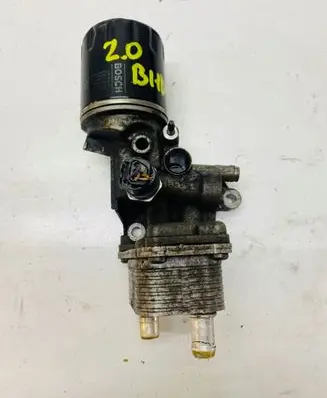 Peugeot 407 Oil filter mounting bracket 