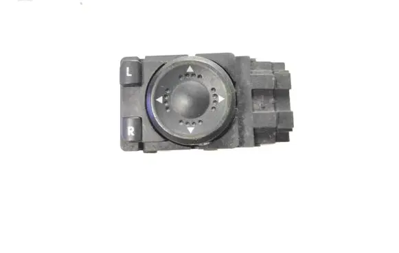Volkswagen PASSAT B5.5 Wing mirror switch 3B1959565B PA66GF30