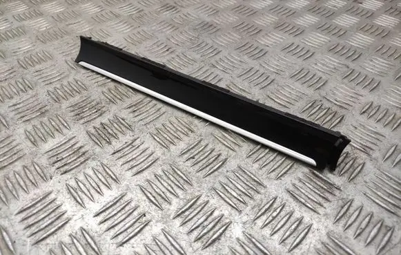 KIA Sorento Dashboard center trim panel 84785C5000