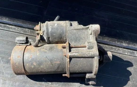 Peugeot 1007 Starter motor