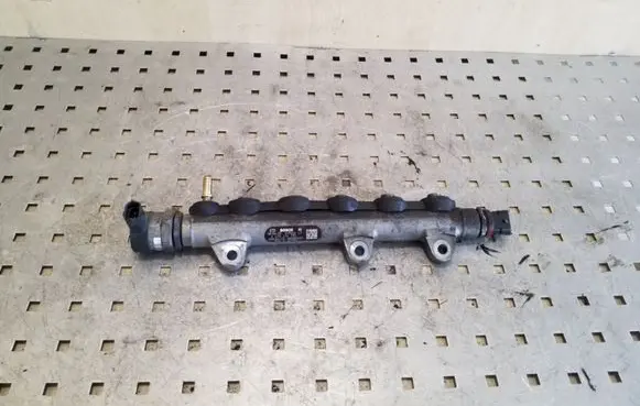 Nissan Qashqai Fuel main line pipe 0445214155 8200842432 0281002800