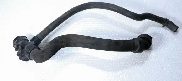 Audi A4 S4 B7 8E 8H Air intake hose/pipe 8E0121049T