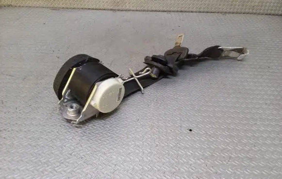 Ford Galaxy Third row seat belt 