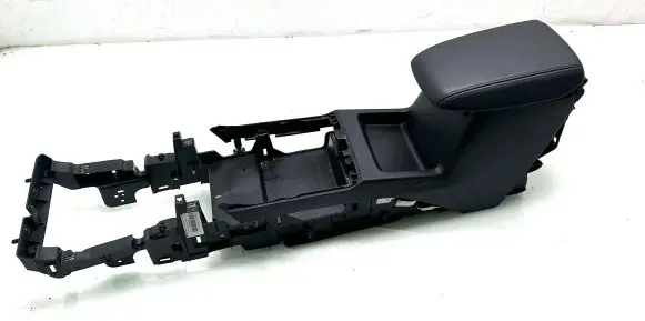 Ford Focus Center console VX6BA045M62EW