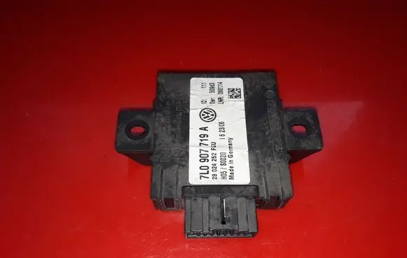 Volkswagen Touareg I Alarm control unit/module 7L0907719A 060114 S0020