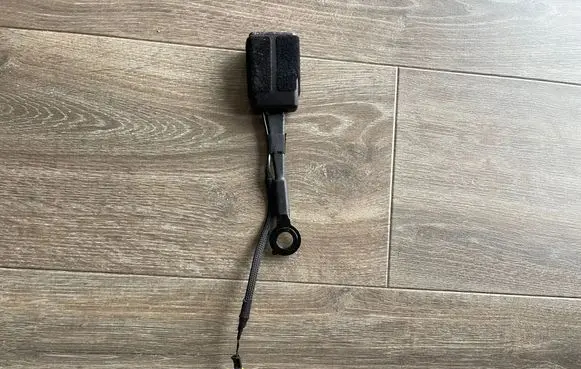 Peugeot 508 II Front seatbelt buckle FBBV