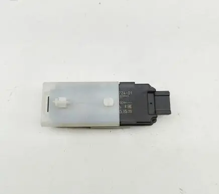 BMW X5 G05 Keyless system antenna 5A81724 A3C10274409