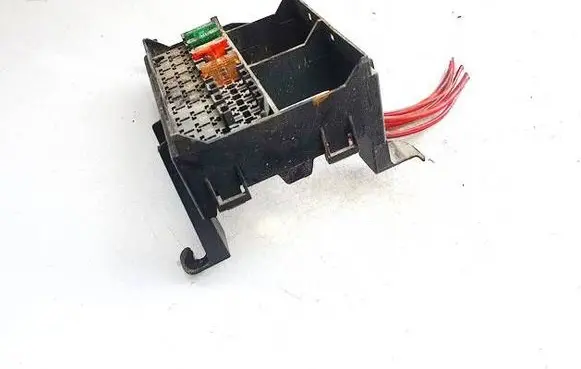 Mercedes-Benz C W202 Fuse box set