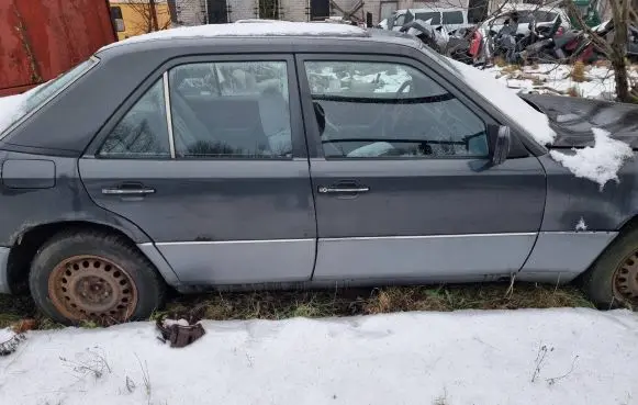 Mercedes-Benz E W124 Body 