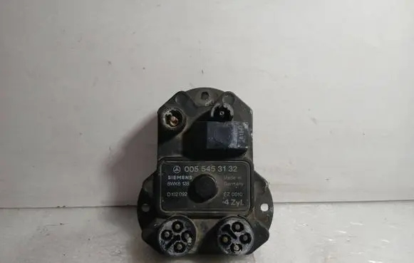 Mercedes-Benz E W124 Ignition amplifier control unit 0055453132 D102092 5WK6128