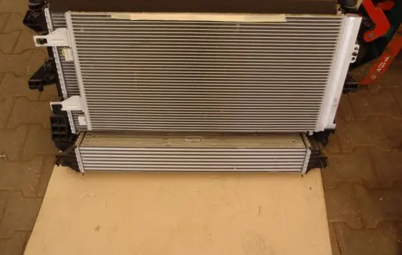 Opel Movano C Coolant radiator 1382425080