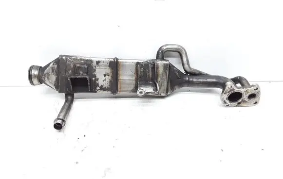 Mercedes-Benz E W211 EGR valve cooler 16421400175