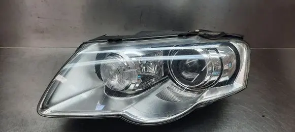 Volkswagen PASSAT B6 Front reflector 3C0941751K