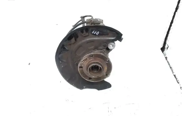 Volkswagen PASSAT B8 Front wheel hub spindle knuckle 5Q0407258A