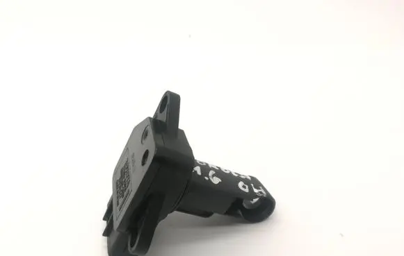 Toyota Corolla E120 E130 Mass air flow meter 222040J010