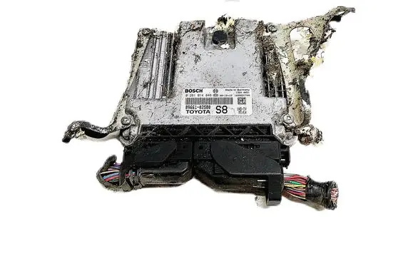 Toyota Auris 150 Engine control unit/module 89661-02S80