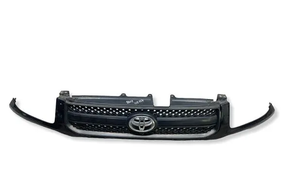 Toyota RAV 4 (XA20) Front bumper upper radiator grill 5311142090