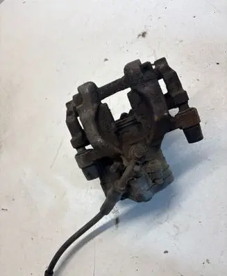 Volkswagen PASSAT B8 Rear brake caliper 11628110652