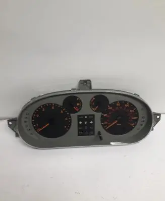 Renault Scenic I Speedometer (instrument cluster) P8200215696 8200215696