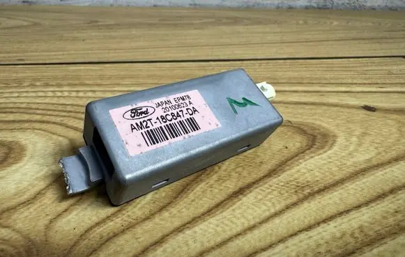 Ford S-MAX Aerial antenna amplifier AM2T18C847DA