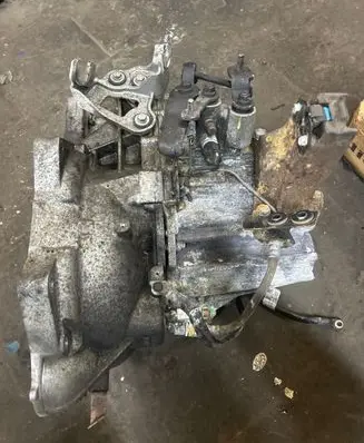 KIA Sportage Manual 6 speed gearbox 0100