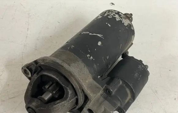 Opel Zafira A Starter motor 2339303220720