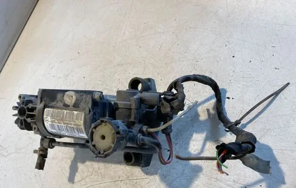Mercedes-Benz S W220 Air suspension compressor/pump 2113200304