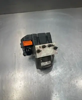 Mitsubishi Space Wagon ABS Pump MR475992 50044WD AC045001794
