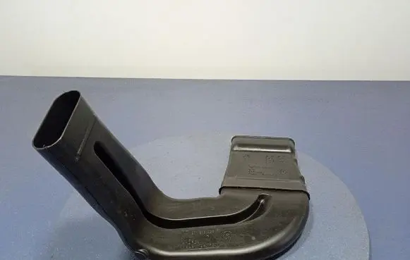 Intake resonator