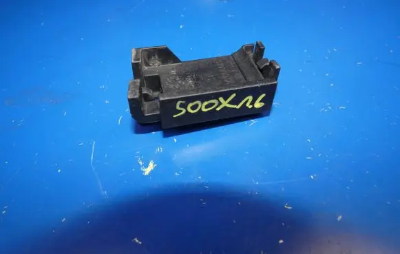 Fiat 500X Windshield washer spray nozzle 51995956