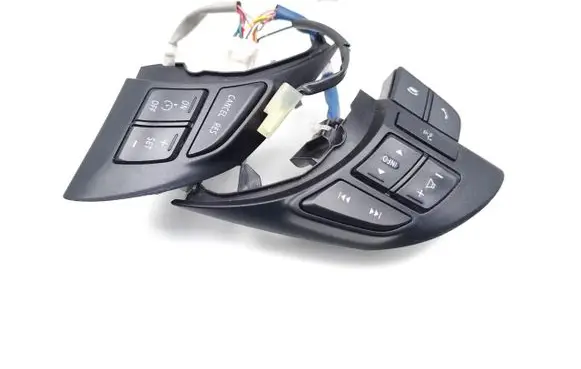 Mazda CX-5 Steering wheel buttons/switches 